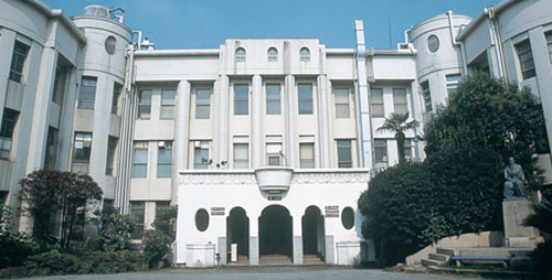 東京医科大学