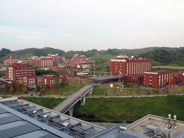 金沢大学